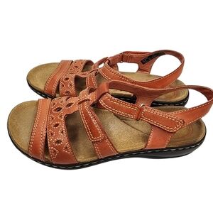 Clarks Lexi Sandals Women's Size 7 Leather Coral Slingback Adj Strap Lightweight